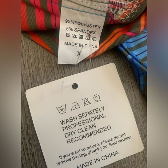 Sexy cherry woman’s swim top very beautiful colors - Picture 4 of 5